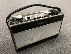 A vintage radio : Roberts, model R 707.