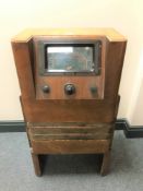 An early 20th century Cossor valve radio.