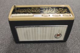 A vintage radio : Murphy Transistor 10.