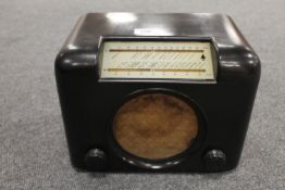 A vintage radio : Bush DAC 90 Bakelite cased.