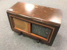 A Kolster-Brandes Limited All-Wave 850 radio