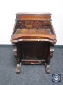 A reproduction Davenport