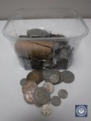 A quantity of coins to include a wrap of Jubilee crowns,
