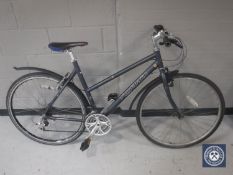 A lady's Ridgeback Velocity bike with 21