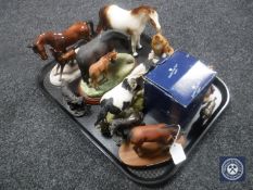 A tray of assorted animal figures including Leonardo Collection fox, Border Fine Arts 