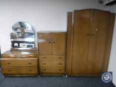An oak Art Deco three piece bedroom suite