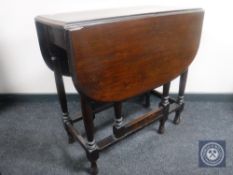 An oak gate leg table
