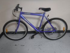 A gent's Alpine Colorado mountain bike