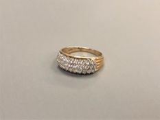 A 9ct gold CZ ring, size P CONDITION REPORT: 2.