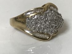 A 10ct gold ring set with diamonds, approximately 1ct.