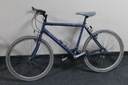 A gent's Raleigh Max mountain bike