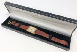 A gent's stainless steel and gold plated Oris automatic calendar centre seconds wristwatch,