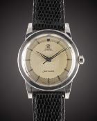 A GENTLEMAN'S STAINLESS STEEL OMEGA SEAMASTER AUTOMATIC WRIST WATCH CIRCA 1952, REF. 2577-11 SC WITH