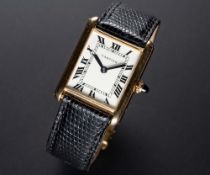A RARE GENTLEMAN'S 18K SOLID GOLD CARTIER NEW YORK TANK WRIST WATCH CIRCA 1967 Movement: 18J,