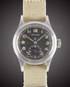 A GENTLEMAN'S BRITISH MILITARY VERTEX W.W.W. WRIST WATCH CIRCA 1940s, PART OF THE 
