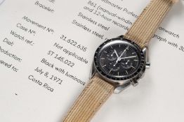 A RARE GENTLEMAN'S STAINLESS STEEL OMEGA SPEEDMASTER PROFESSIONAL CHRONOGRAPH WRIST WATCH DATED