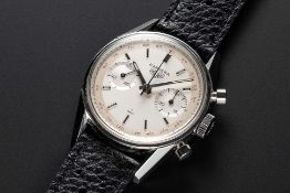A RARE GENTLEMAN'S STAINLESS STEEL HEUER CARRERA 45 CHRONOGRAPH WRIST WATCH CIRCA 1960s, REF.