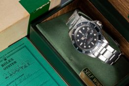 A VERY RARE GENTLEMAN'S STAINLESS STEEL ROLEX OYSTER PERPETUAL DATE 