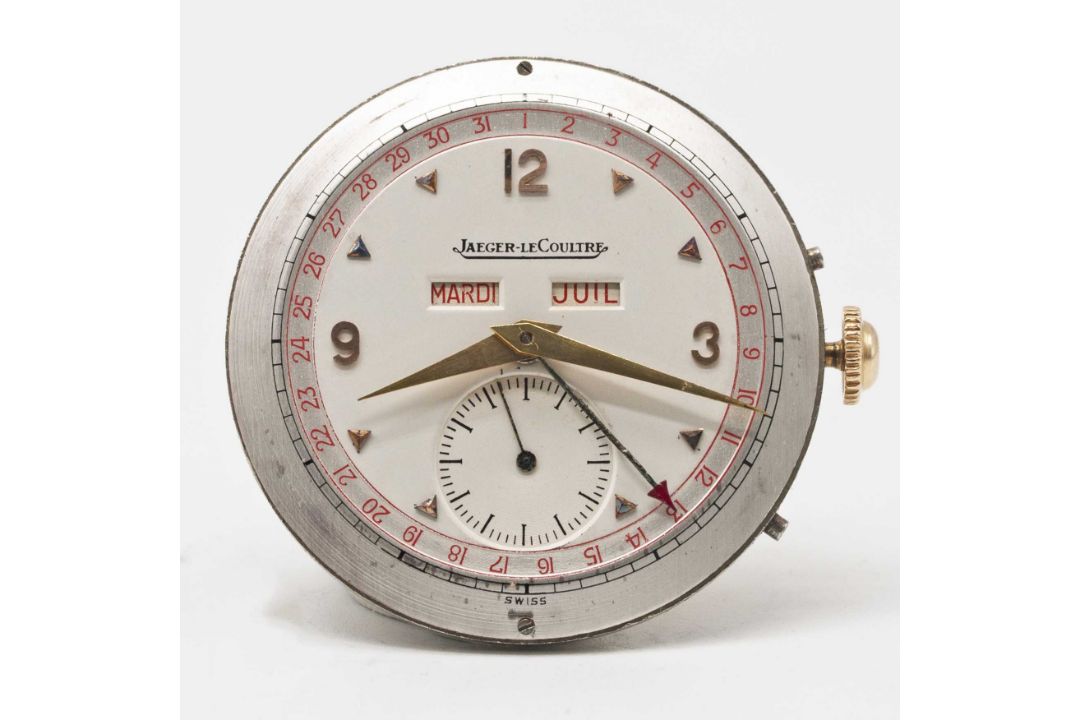 A GENTLEMAN'S LARGE SIZE 18K SOLID ROSE GOLD JAEGER LECOULTRE TRIPLE CALENDAR WRIST WATCH CIRCA - Image 6 of 7
