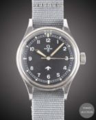 A GENTLEMAN'S STAINLESS STEEL BRITISH MILITARY OMEGA RAF PILOTS WRIST WATCH DATED 1953, REF. 2777-