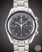 A GENTLEMAN'S STAINLESS STEEL OMEGA SPEEDMASTER PROFESSIONAL CHRONOGRAPH BRACELET WATCH CIRCA