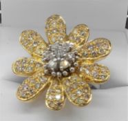 18Ct Yellow & White Gold Floral Design Diamond Ring