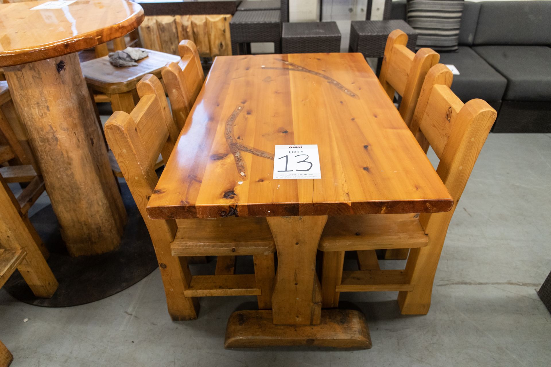 4' WHITE PINE DINING TABE WITH 4 CHAIRS - L-48" W-287" H-30"