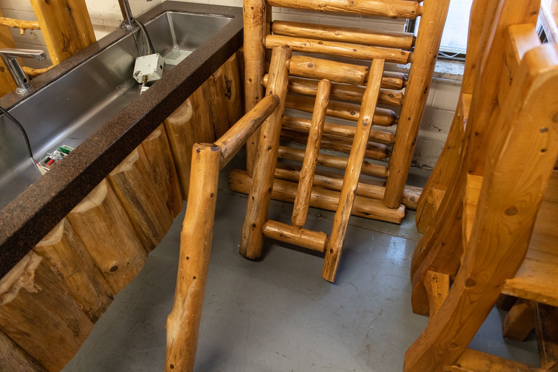 2 WHITE PINE RAILING SECTIONS WITH ONE HAND RAIL SECTION. RAILINGS H-37" L- 65'' - Image 5 of 5