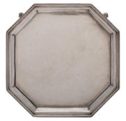 A George V silver waiter, maker Goldsmiths & Silversmiths Co Ltd, Sheffield,