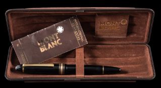 A Mont Blanc Meisterstück fountain pen: the nib engraved '4810 14K MONTBLANC 585',