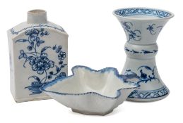 Three pieces of early 19th century English blue and white pearlware: comprising an unusual vase of