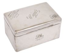 An Edward VII silver cigar box, maker Henry Clifford Davis, Birmingham,