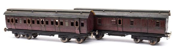 A Marklin Gauge 1 Midland Guard's coach No 2876 and Midland First/Third passenger coach: (some