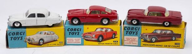Corgi 208 Jaguar 2.