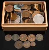 A 1690 Mary Gunmoney Irish copper half crown: a 1795 Bakers halfpenny token with a selection of