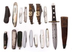 A horn handled dagger by Henry Hobson & Son in a brown leather scabbard,