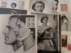 Dorothy Wilding photographs stamp collection on twelve pages with Royals portraits design and