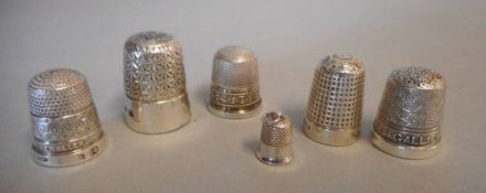 A George V silver thimble, maker Henry Griffith & Sons Ltd, Birmingham, 1927,
