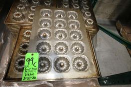 American Pan Bundt Trays, No. 03055, Aprox. 4