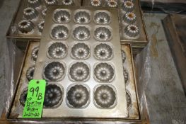 American Pan Bundt Trays, No. 03055, Aprox. 4