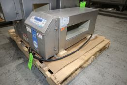 Loma Q2 S/S Metal Detector, with Digital Read Out, with Aprox. 17-1/2