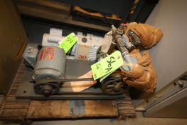 Gast 1.5 hp Vacuum Pump, Model 3040 - V123, SN 0579, 1730 rpm, 208 - 220 / 440 V 3 Phase (Located