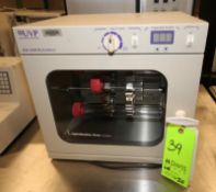 UVP Labratory Products Hybridizer Hybridization Oven, Model HB - 1000, SN 091906 - 001