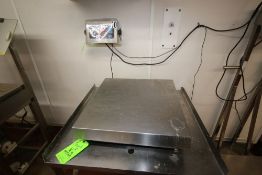 Doran S/S Platform Scale, M/N 8000XLM, with Aprox. 24