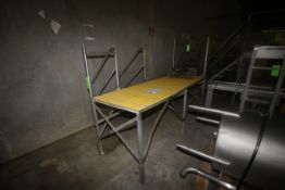 S/S Platform with Plastic Gating, Overall Dims.: Aprox. 109