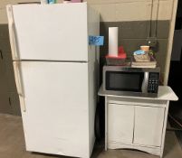 Lot-GE Refrigerator and Sunbeam Microwave