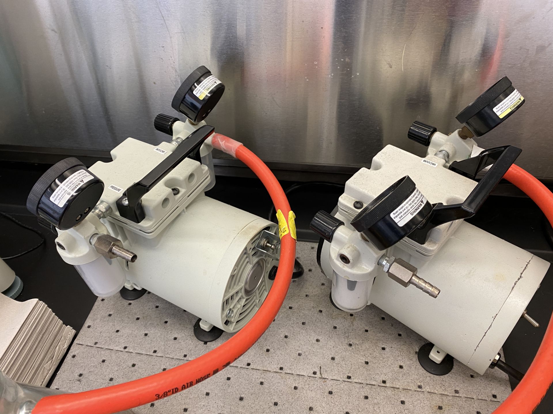 (Lot of 2) vacuum pumps