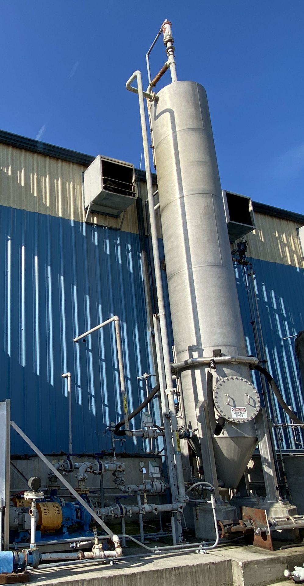 36" X 25' 316 stainless steel distillation tank with front manway
