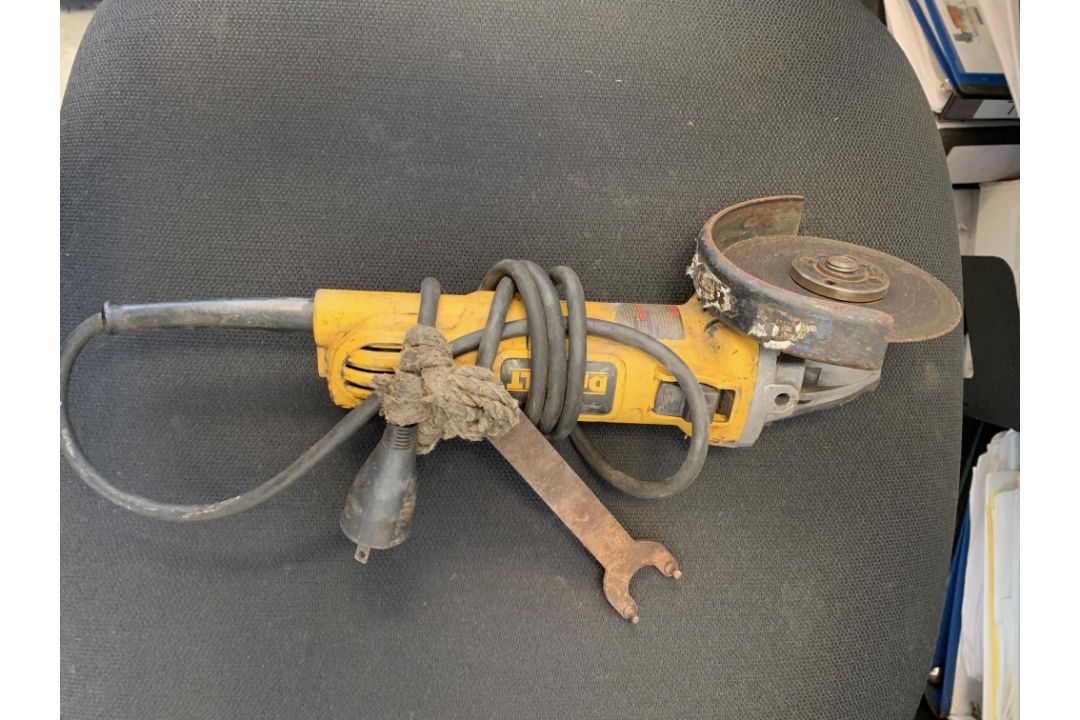 (9) Assorted Dewalt corded and cordless power tools including drills, angle grinders, and Sawzalls - Image 5 of 5
