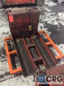 Presto CR7+20 electric/ hydraulic tipping table lift, 2000 lb capacity